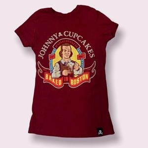 🔥 2 for 7$or 3 for 10$when bundled🔥Baked in Boston Johnny Cupcakes Shirt NWOT